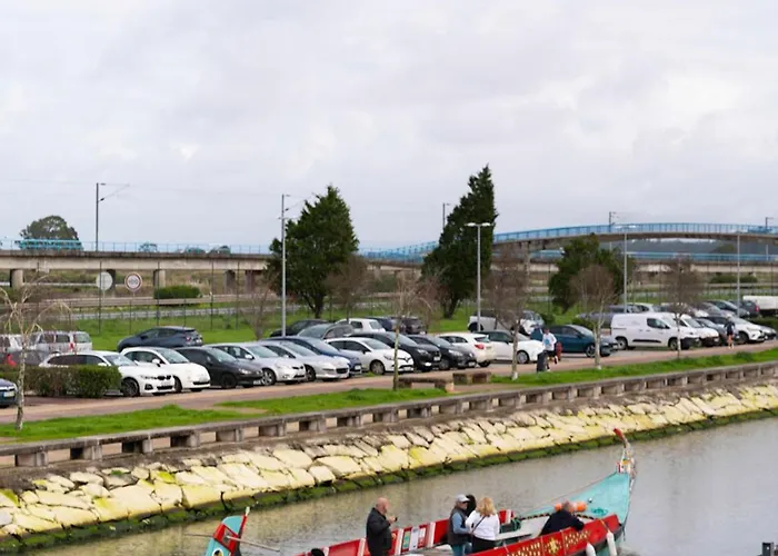 Emblematic View - Centre Apartament