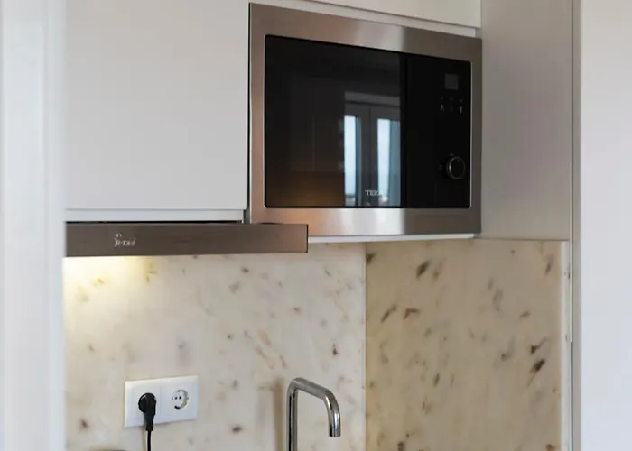 Emblematic View - Centre *